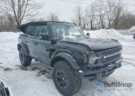 2024 Ford Bronco Wildtrak z USA, uszkodzony, nr VIN 1FMEE2BP6RLA60899